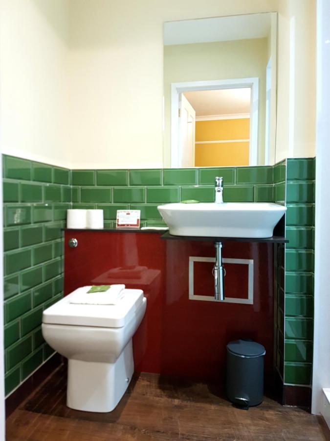 The Portland Guesthouse 切尔滕纳姆 外观 照片