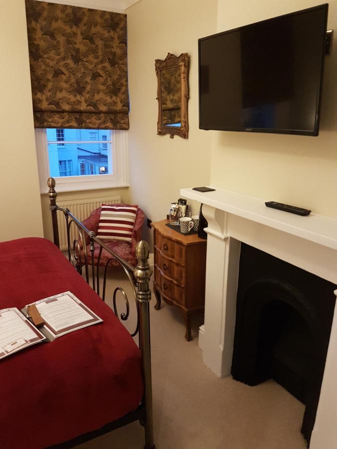 The Portland Guesthouse 切尔滕纳姆 外观 照片